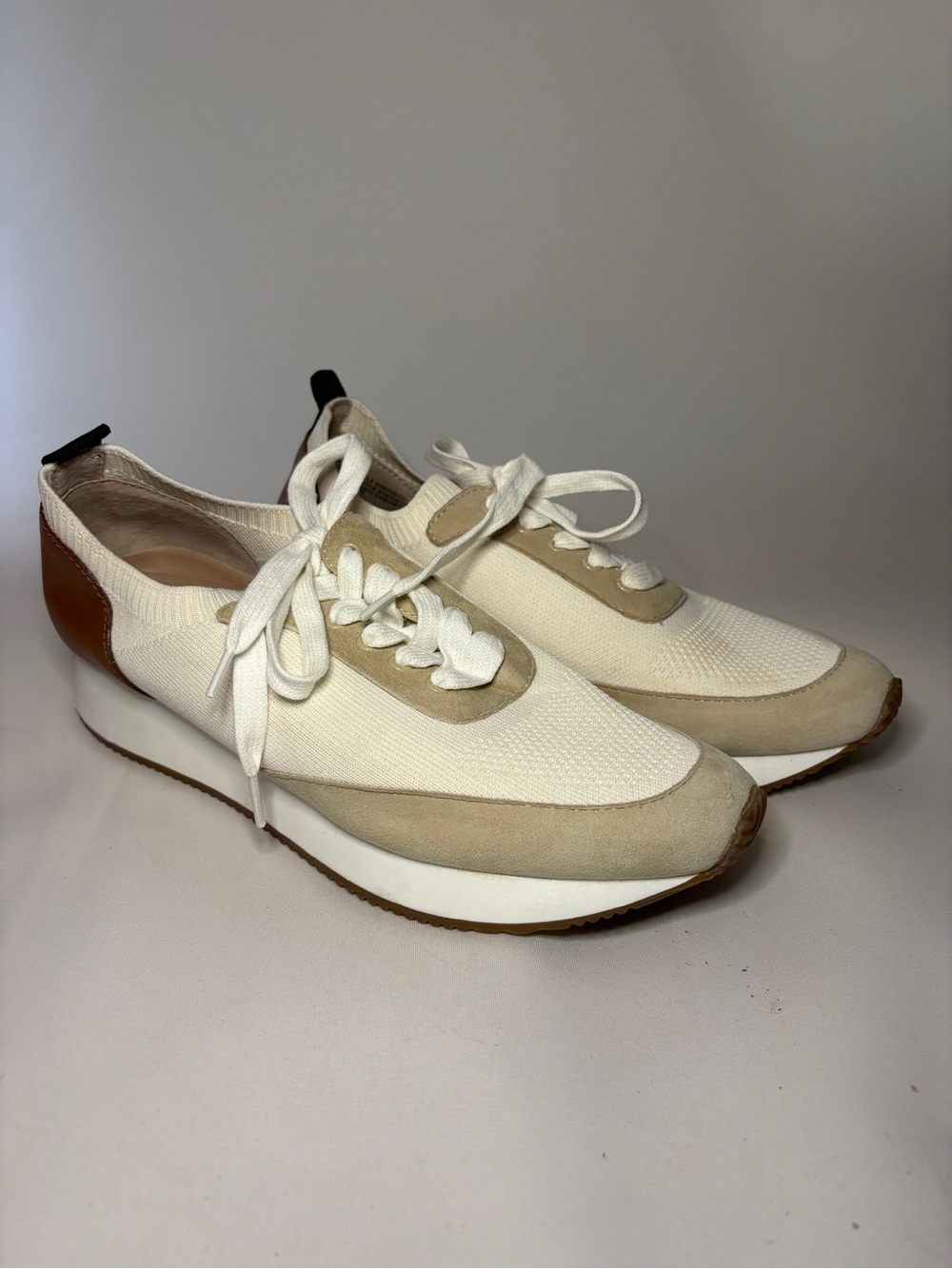 Banana Republic Women's Recycled Knit Sneakers - Cream/Tan - Size 7.5